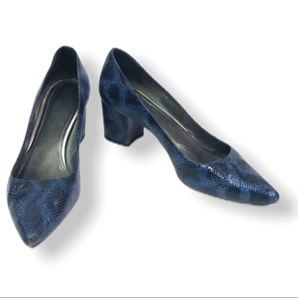 IOB Blue Rattler Stuart Weitzman Firstclass Heels - Picture 5 of 8